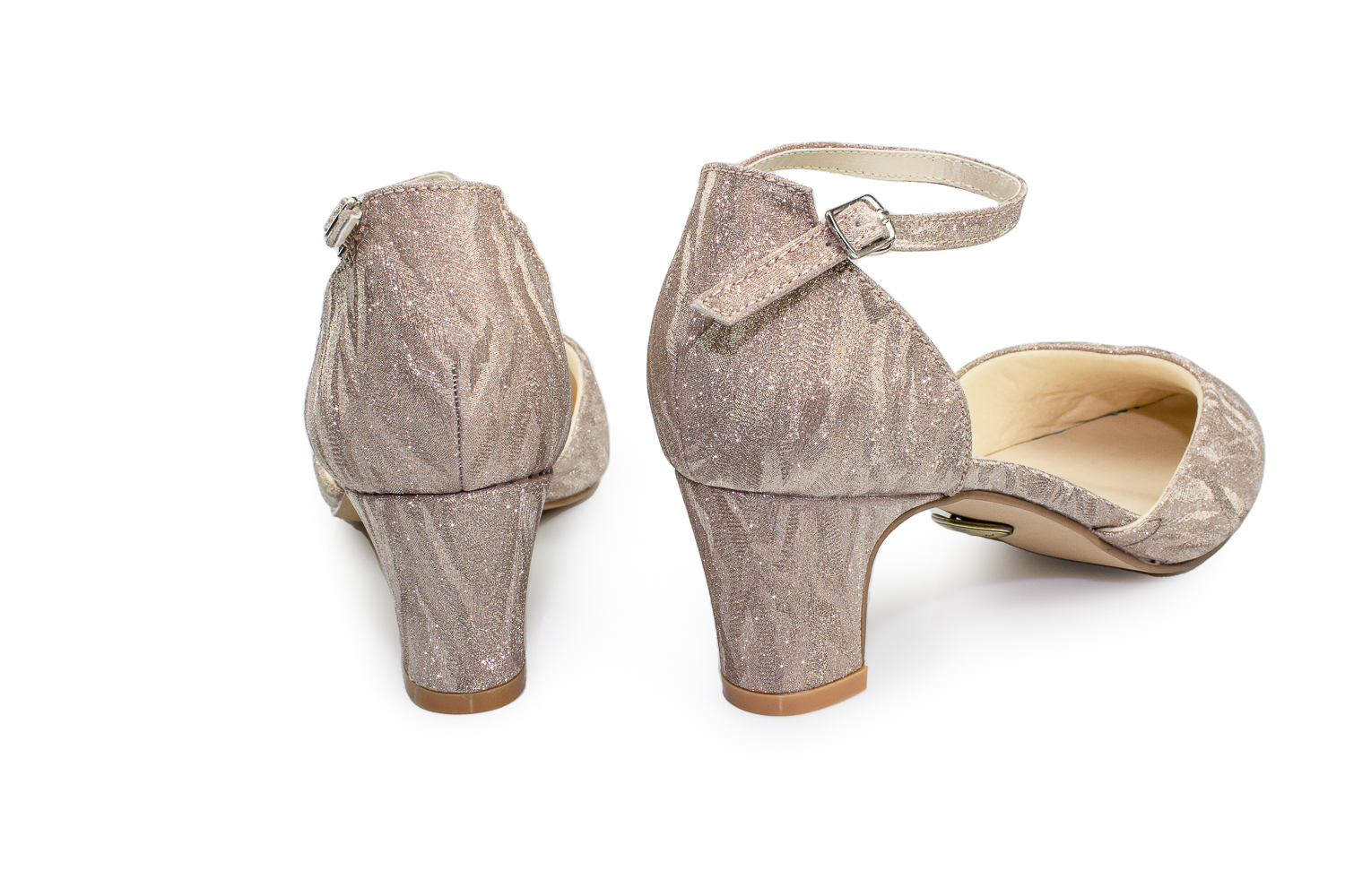 700_brillantros-_web_31vTCFJKyITg8l