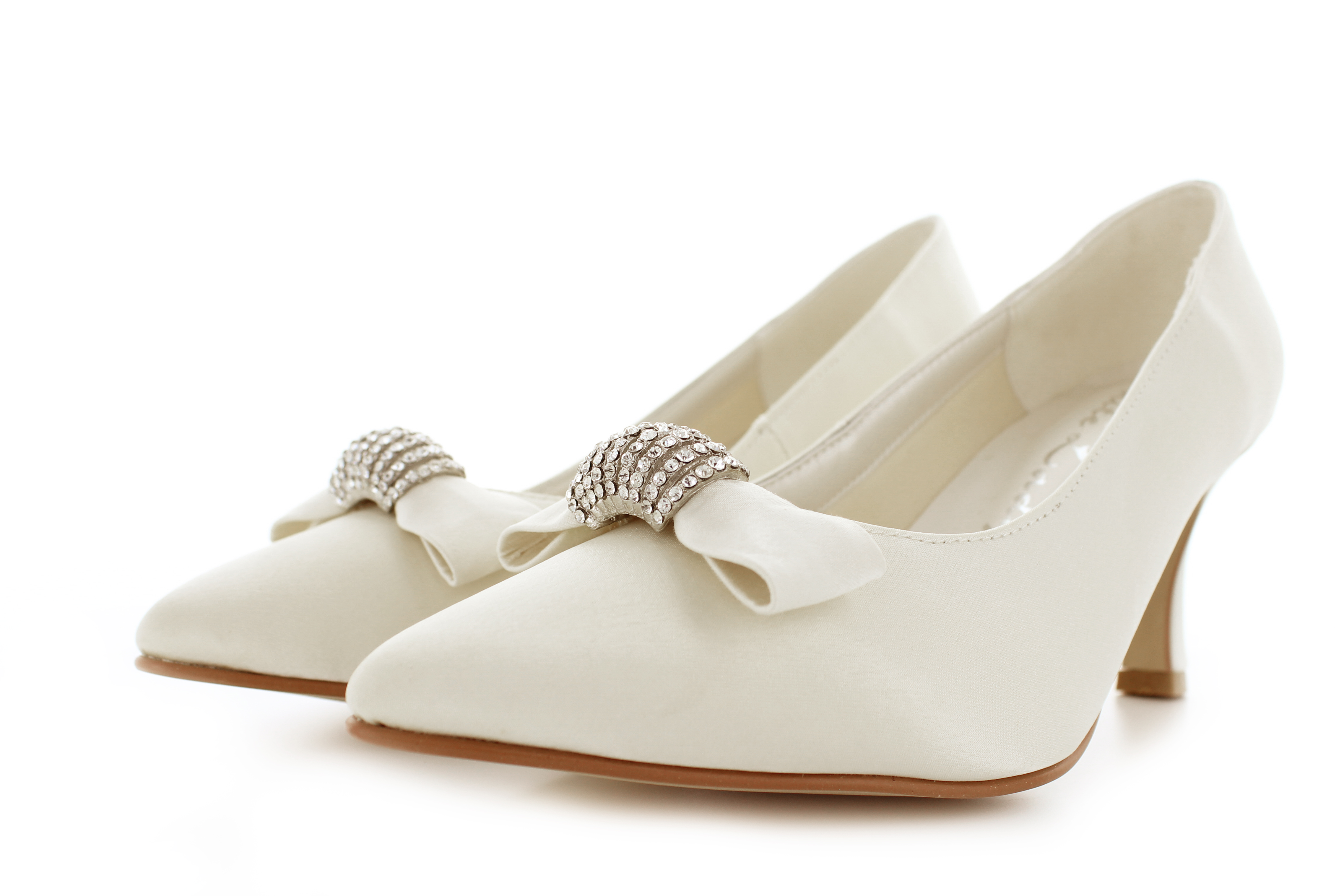 705-Satin-ivory-d-bearbeitt