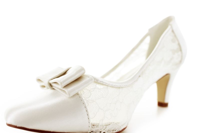 880-einf-satin-spitze-ivory-04 Spitzen Braut Pumps Ariane ivory